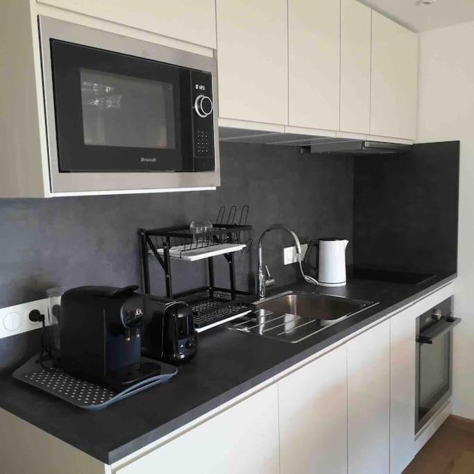 Superbe appartement vue mer Six-Fours-les-Plages Exterior foto